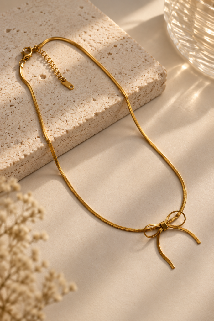 Classic Bow Knot Necklace
